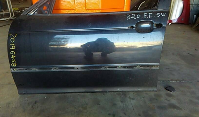 Porta Frente Esq BMW 3 Touring (E46) | 99 - 05 Imagem-1