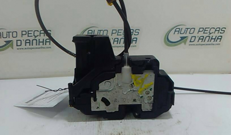 Fecho da Porta Frente Dto RENAULT - ID S_56900