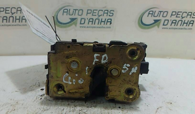 Fecho da Porta Frente Dto RENAULT - ID S_56973