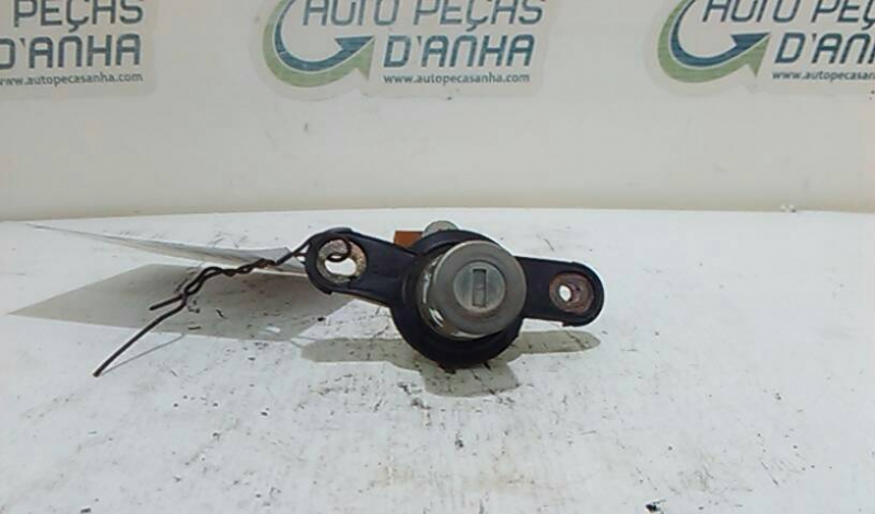 Canhão da Mala TOYOTA - ID S_57173