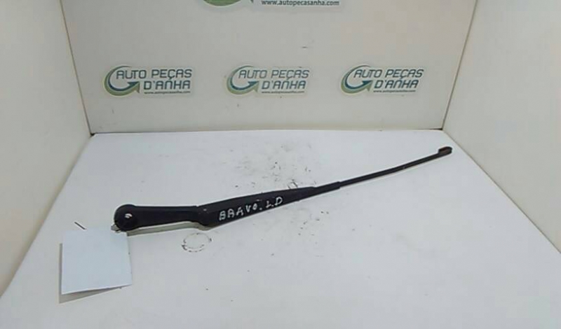 Hastes Limpa Vidros da Frente FIAT - ID S_57183