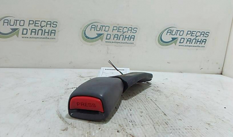 Engate Cinto Trás Dto TOYOTA - ID S_58165