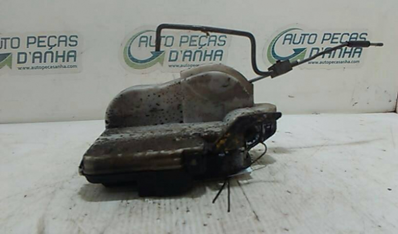 Fecho da Porta Frente Esq VOLKSWAGEN GOLF III (1H1) | 91 - 98 Imagem-1