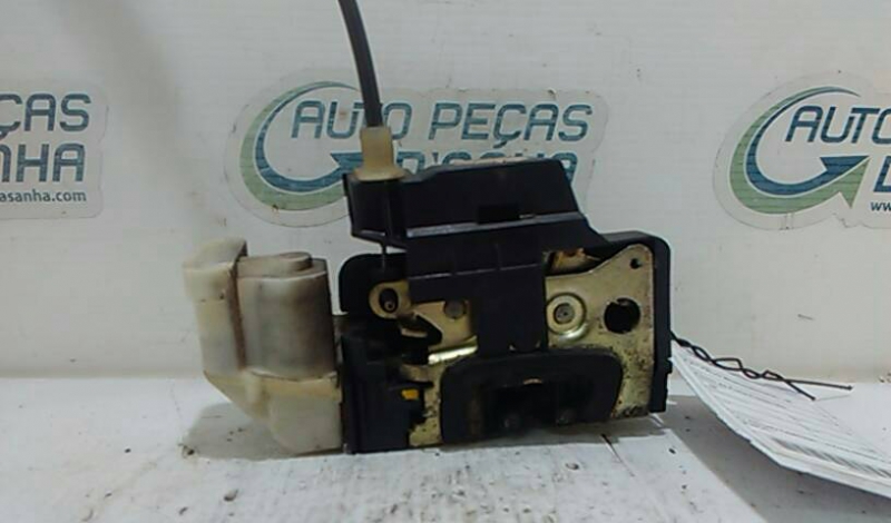 Fecho da Porta Frente Dto FIAT PALIO Weekend (178_) | 96 -  Imagem-1