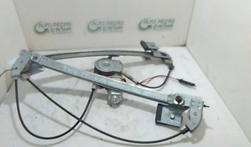 Elevador Frente Dto Electrico VOLKSWAGEN POLO Variant (6V5) | 97 - 01 Imagem-1