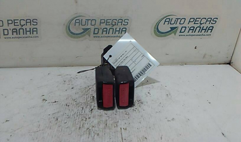 Engate Cinto Trás Meio PEUGEOT 407 SW (6E_) | 04 - 11 Imagem-1