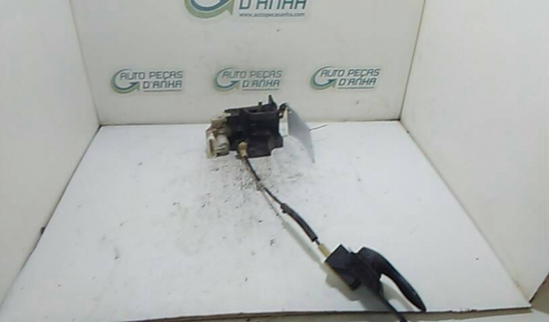 Fecho da Porta Frente Dto FIAT - ID S_59041