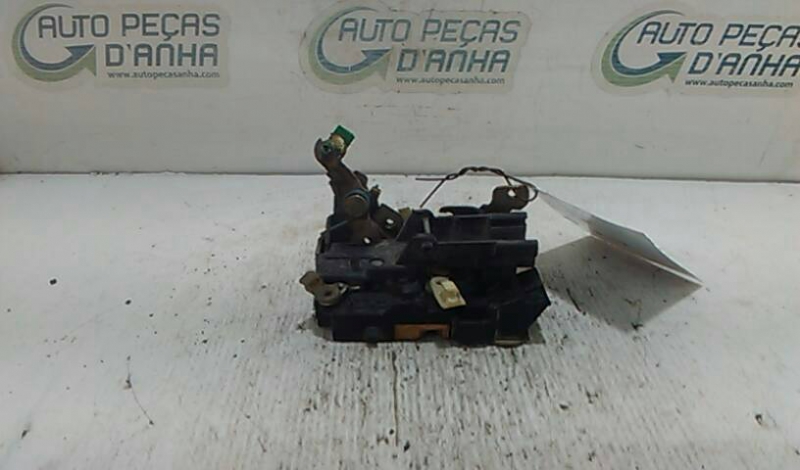 Fecho da Porta Frente Dto RENAULT - ID S_60045