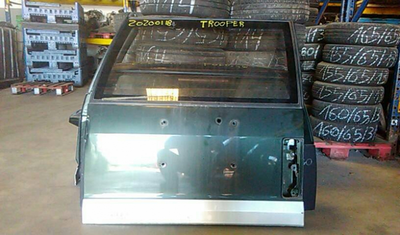 Porta Trás Esq Mala ISUZU TROOPER III | 98 - 04 Imagem-1