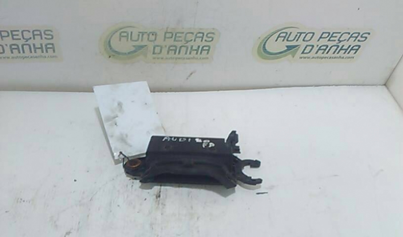 Puxador Exterior Porta Frente Dta AUDI 80 Avant (8C5, B4) | 91 - 96 Imagem-1