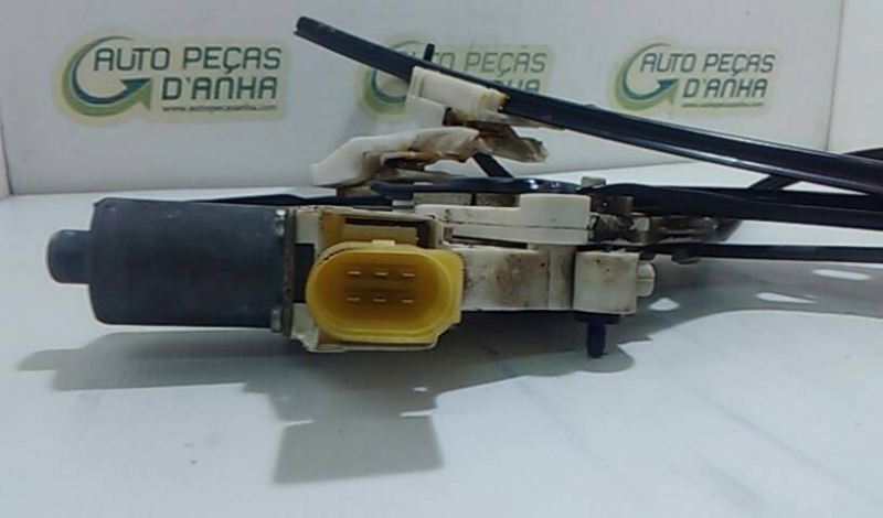 Elevador Frente Dto Electrico BMW 1 (E87) | 03 - 13 Imagem-1