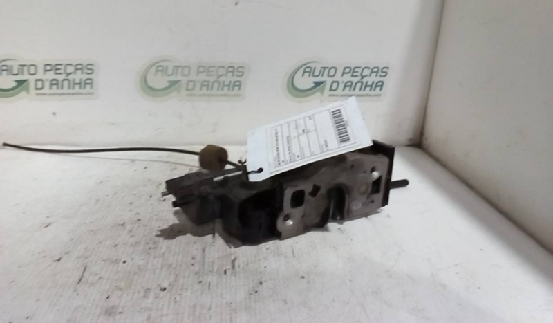 Fecho da Porta Frente Esq MERCEDES-BENZ - ID S_61600