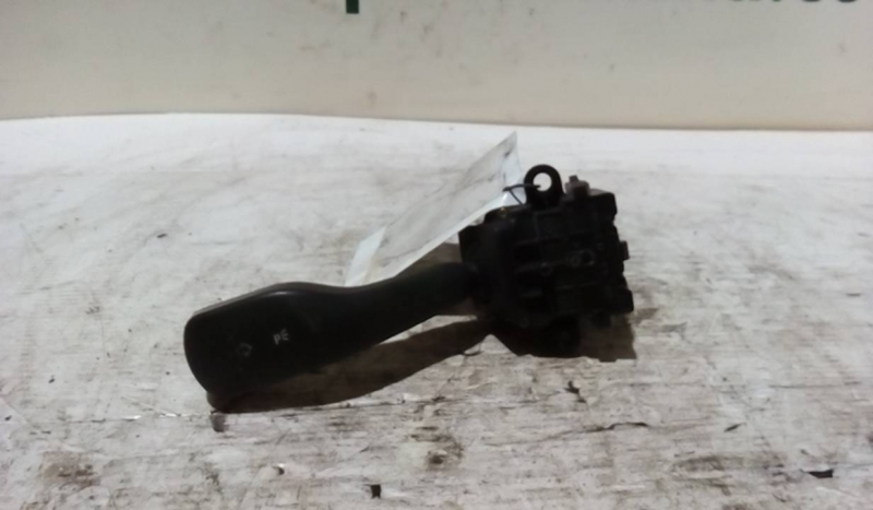 Manipulo Luzes e Piscas BMW - ID S_62034