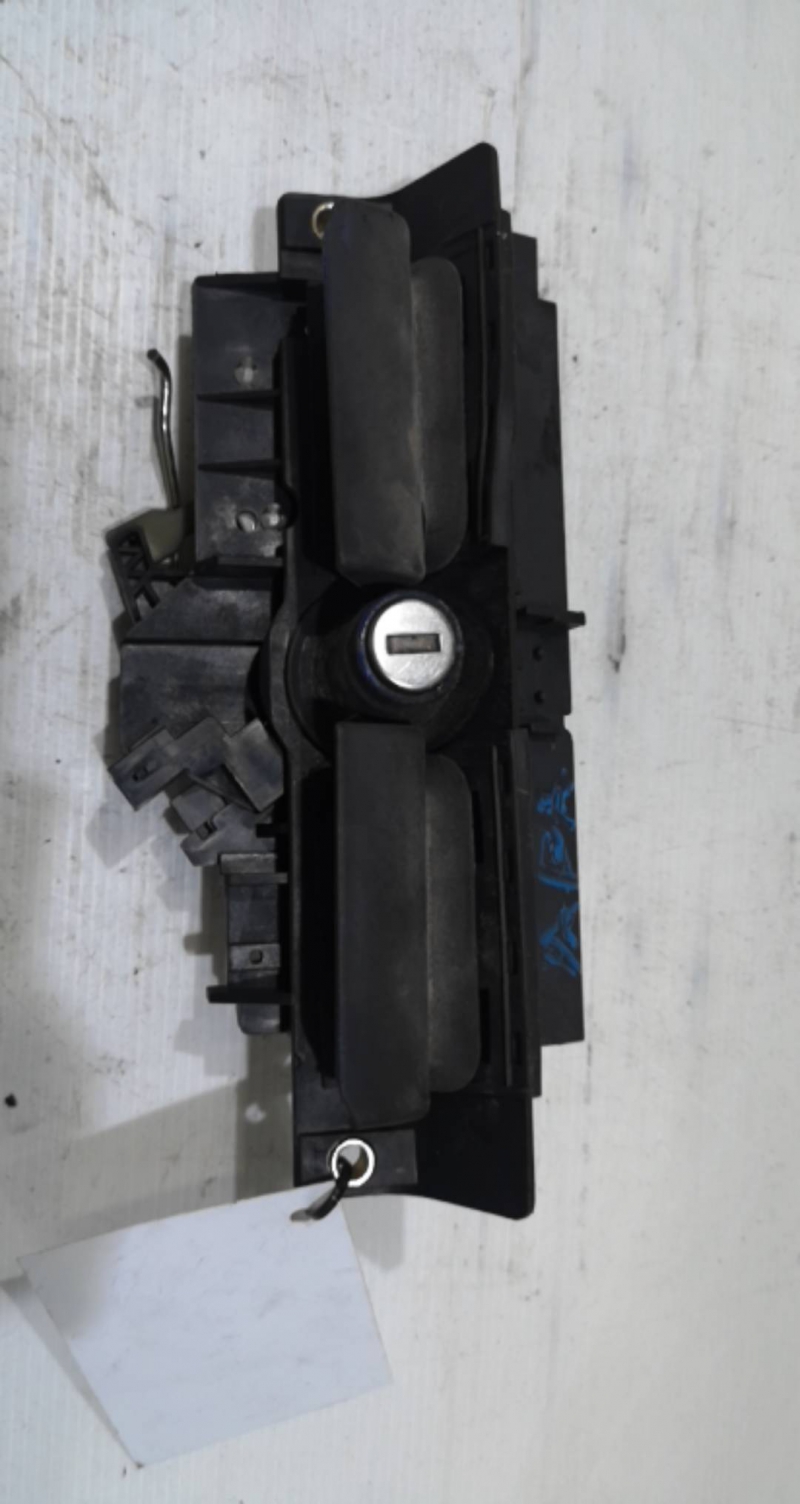 Puxador Exterior Mala  AUDI A3 (8L1) | 96 - 06 Imagem-1