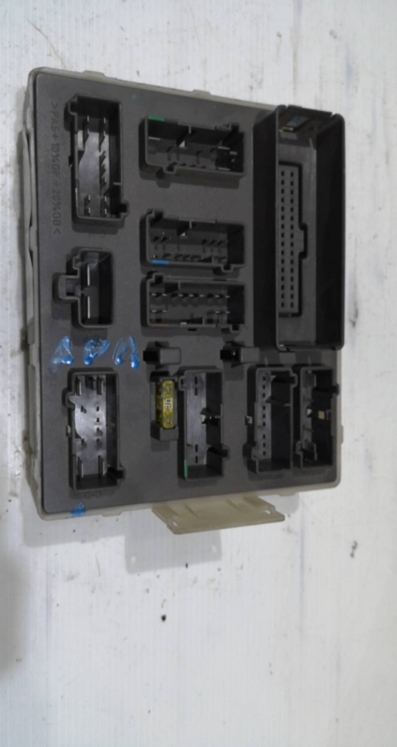 Caixa dos Fusíveis FORD FOCUS (DAW, DBW) | 98 - 09 Imagem-2