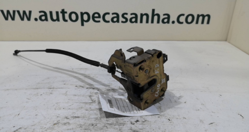 Fecho da Porta Frente Dto RENAULT - ID S_62260