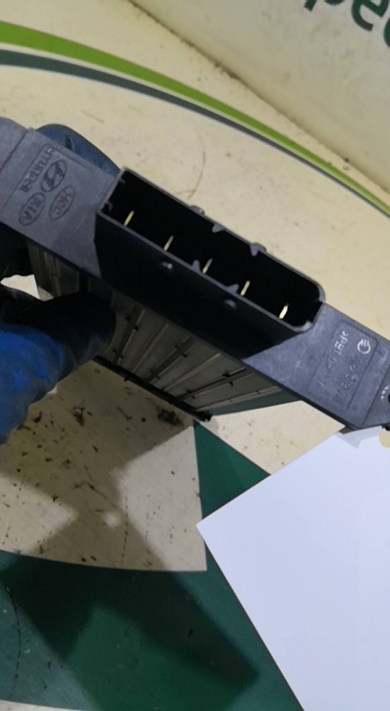 Radiador de Aquecimento Elétrico KIA CEED Hatchback (ED) | 06 - 12 Imagem-1