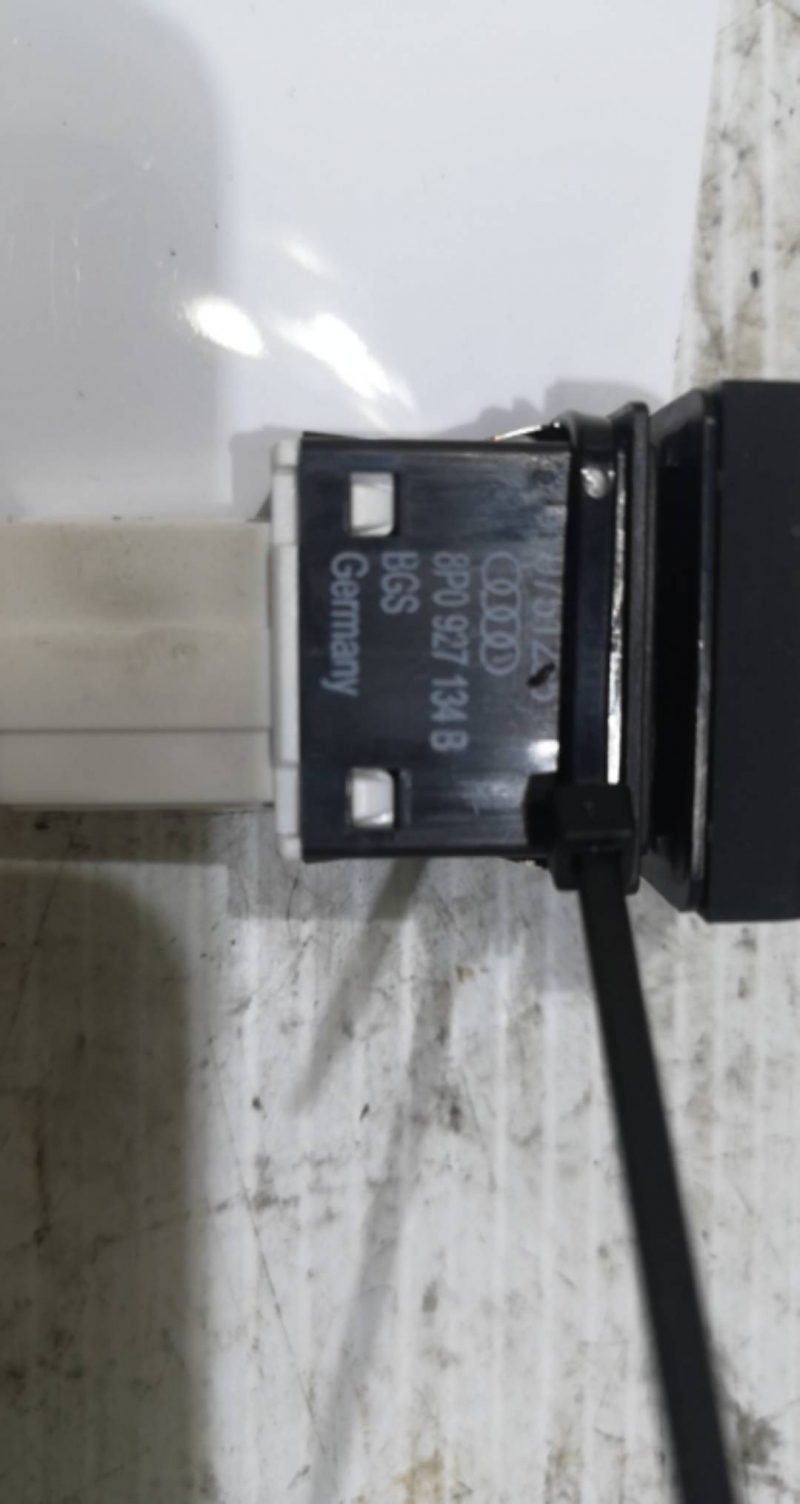 Botão ESP AUDI A3 (8P1) | 03 - 13 Imagem-1