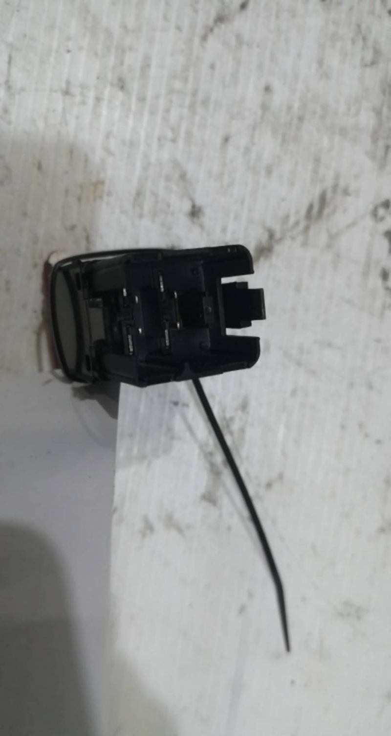 Botão 4 Piscas VOLKSWAGEN GOLF V Variant (1K5) | 07 - 09 Imagem-2