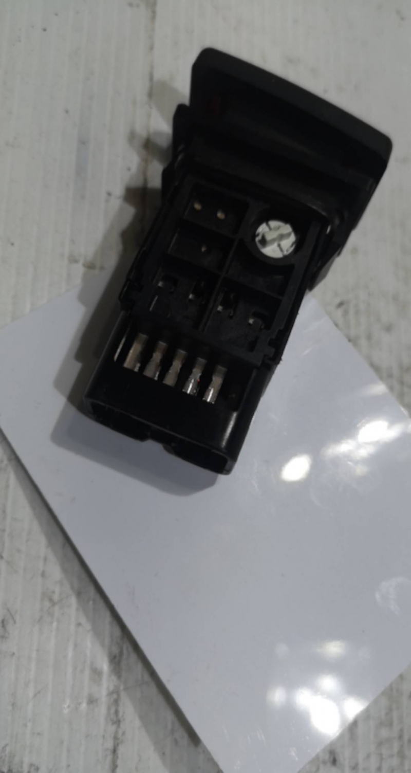 Botão 4 Piscas TOYOTA AVENSIS Combi (_T25_) | 03 - 08 Imagem-2