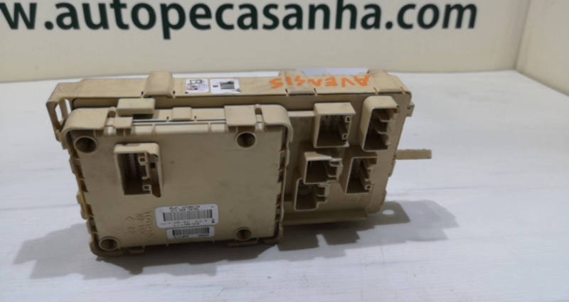 Caixa dos Fusíveis TOYOTA AVENSIS Combi (_T25_) | 03 - 08 Imagem-1