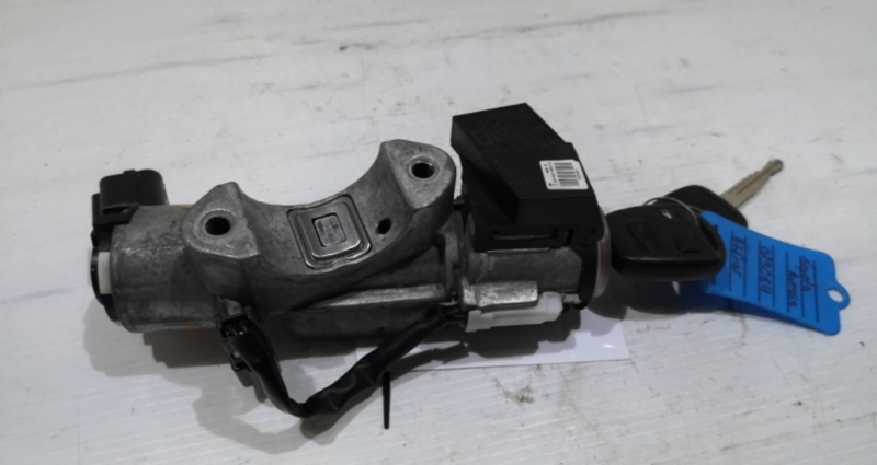 Canhão de Ignição TOYOTA AVENSIS Combi (_T25_) | 03 - 08 Imagem-1