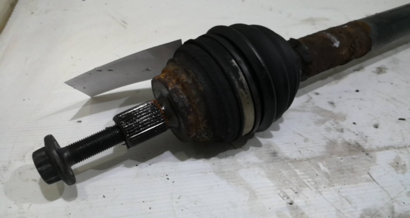 Transmissão Dto VOLKSWAGEN GOLF V (1K1) | 03 - 09 Imagem-1