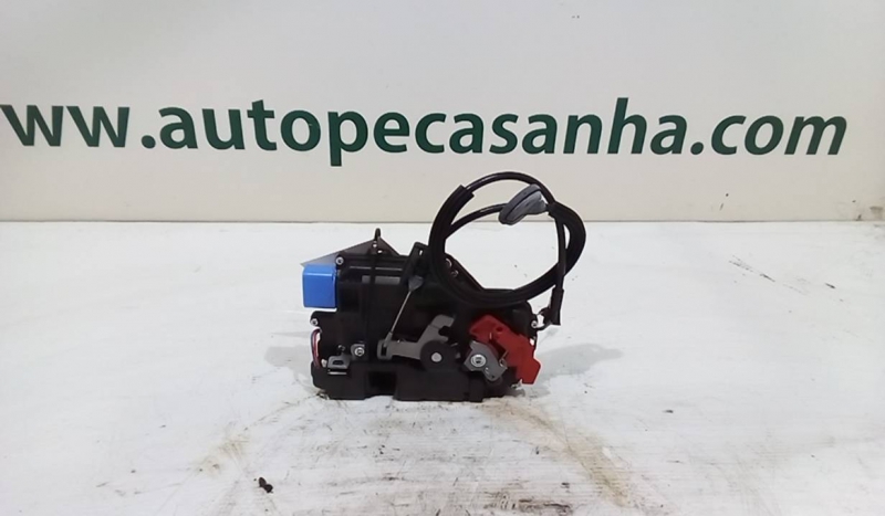 Fecho da Porta Frente Dto VOLKSWAGEN - ID S_63323