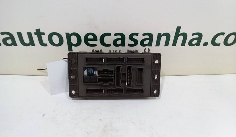 Caixa dos Fusíveis MINI MINI (R50, R53) | 01 - 06 Imagem-1