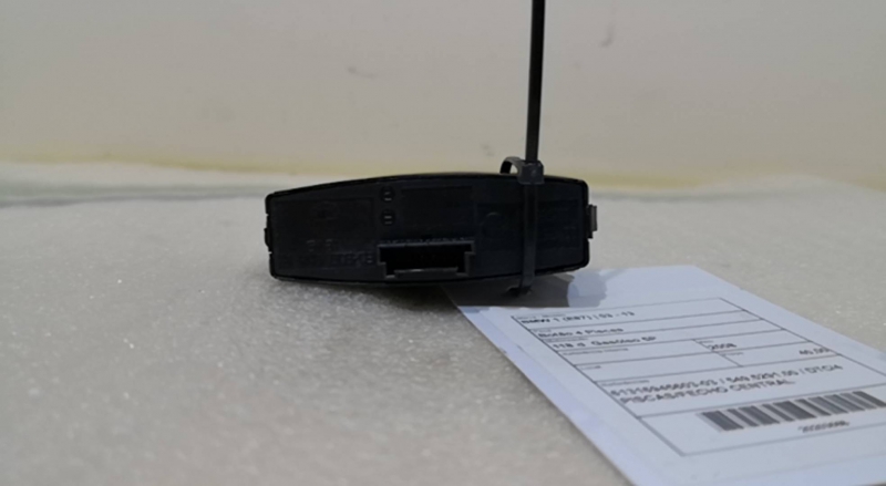 Botão 4 Piscas BMW 1 (E87) | 03 - 13 Imagem-1