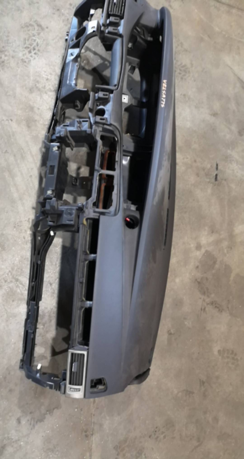 Tablier RENAULT VEL SATIS (BJ0_) | 02 -  Imagem-1