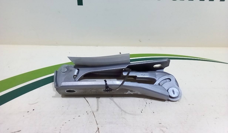 Dobradiças Capot AUDI - ID S_63849