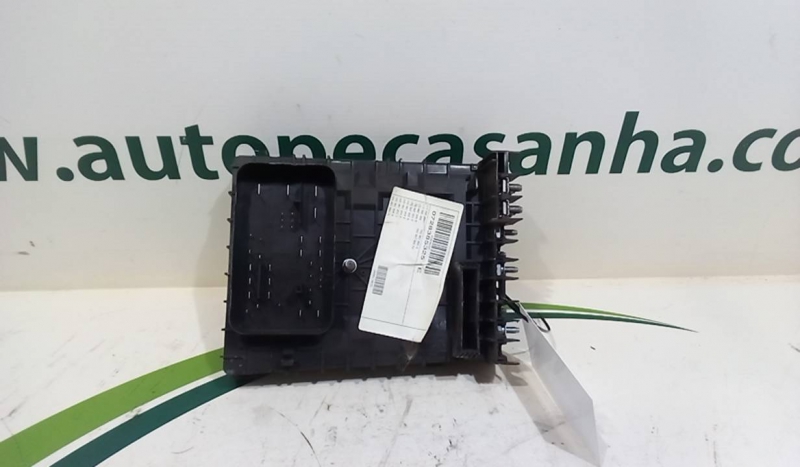 Caixa dos Fusíveis VOLKSWAGEN TOURAN (1T1, 1T2) | 03 - 10 Imagem-1