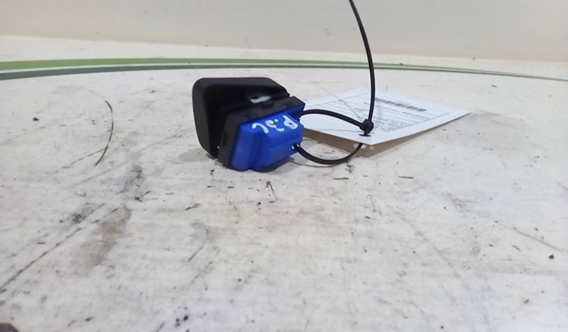 Botão Multifunções VOLKSWAGEN PASSAT Variant (3C5) | 05 - 11 Imagem-1