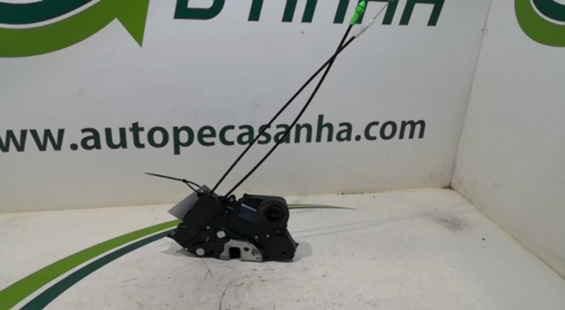 Fecho da Porta Frente Dto TOYOTA YARIS (_P9_) | 05 - 14 Imagem-1