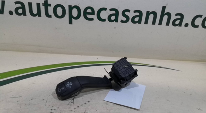 Manipulo Luzes e Piscas BMW - ID S_64167