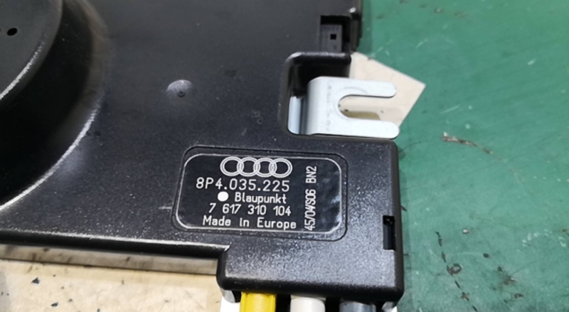 Amplificador de Antena AUDI A3 (8P1) | 03 - 13 Imagem-2