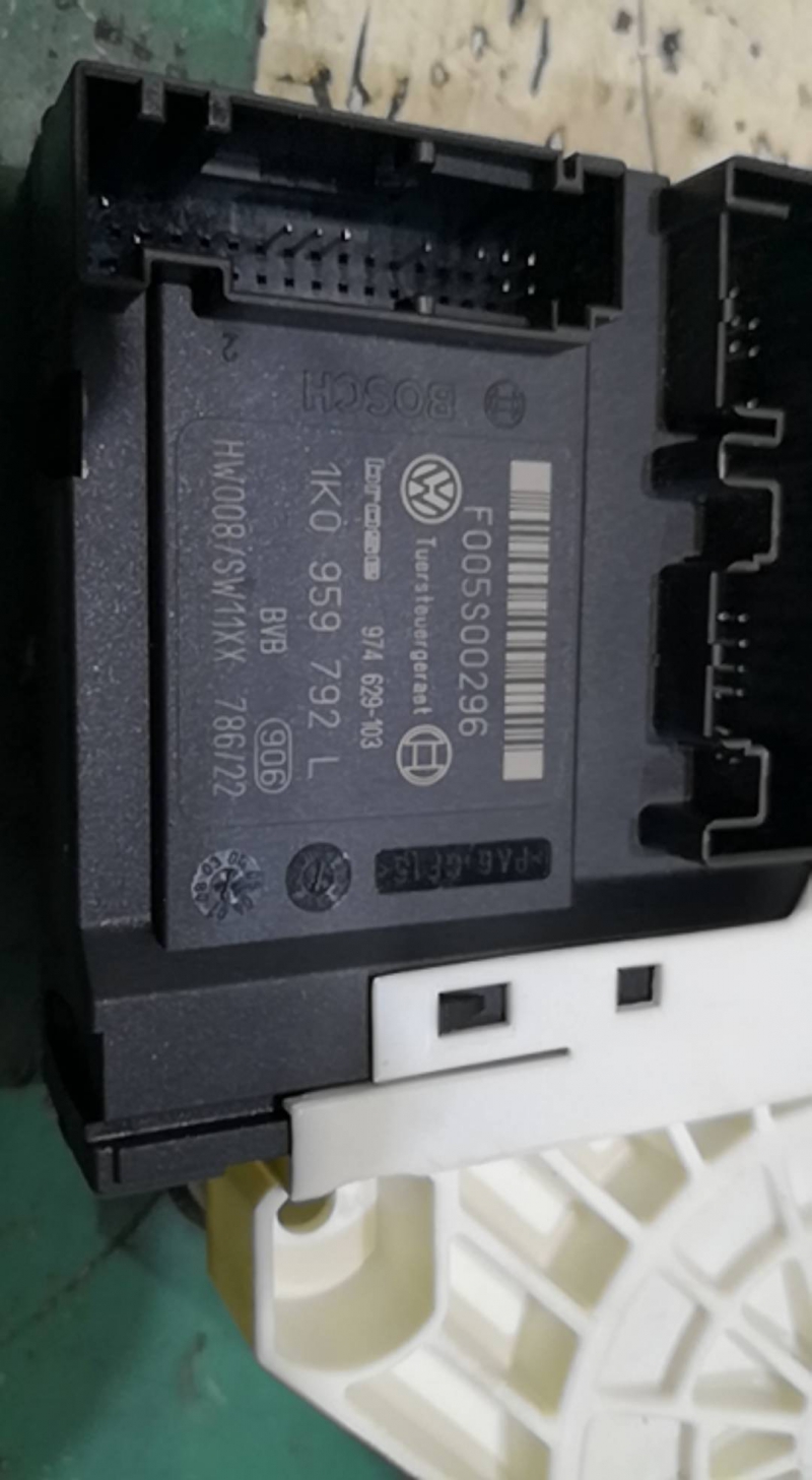 Motor elevador frt drt VOLKSWAGEN PASSAT Variant (3C5) | 05 - 11 Imagem-2