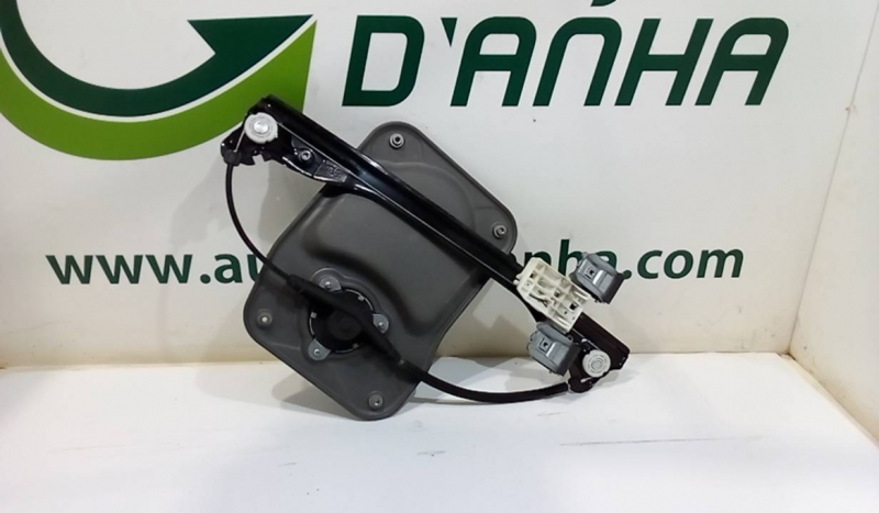 Elevador Frente Dto SKODA FABIA II Combi (545) | 07 - 14 Imagem-1