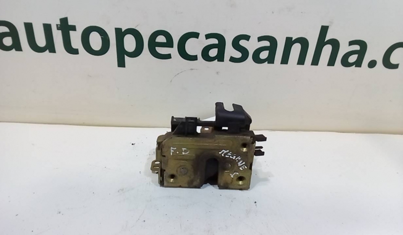 Fecho da Porta Frente Dto RENAULT MEGANE I (BA0/1_) | 95 - 04 Imagem-1