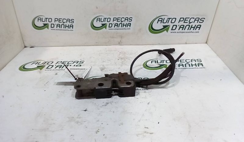 Fecho Capot VOLKSWAGEN - ID S_64480