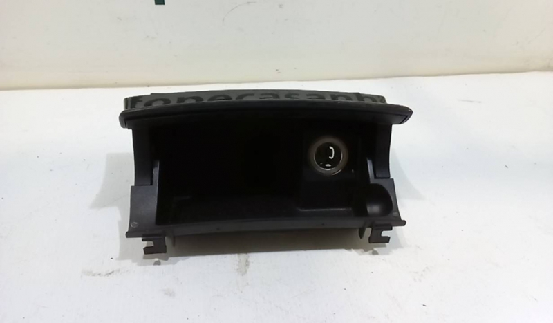 Cinzeiro MERCEDES-BENZ E-CLASS T-Model (S211) | 03 - 09 Imagem-2