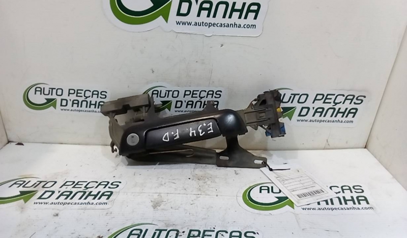 Puxador Exterior Porta Frente Dta BMW - ID S_64702