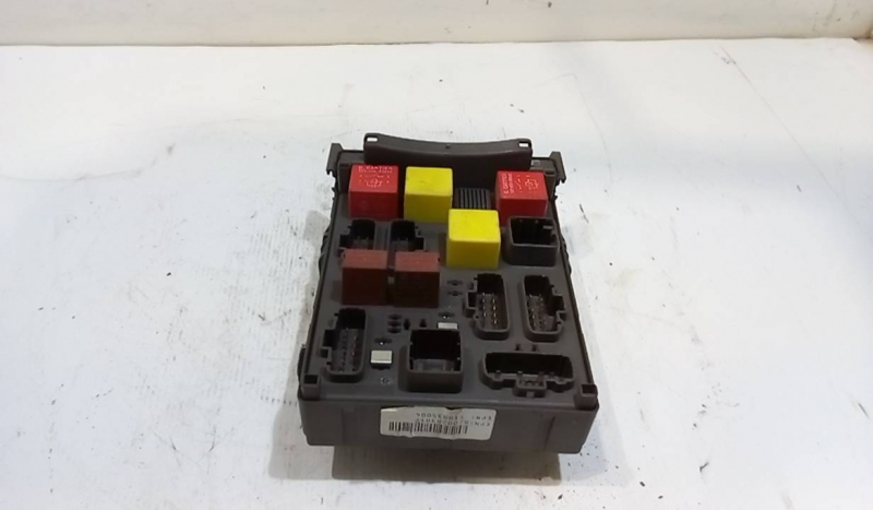 Caixa dos Fusíveis RENAULT VEL SATIS (BJ0_) | 02 -  Imagem-1