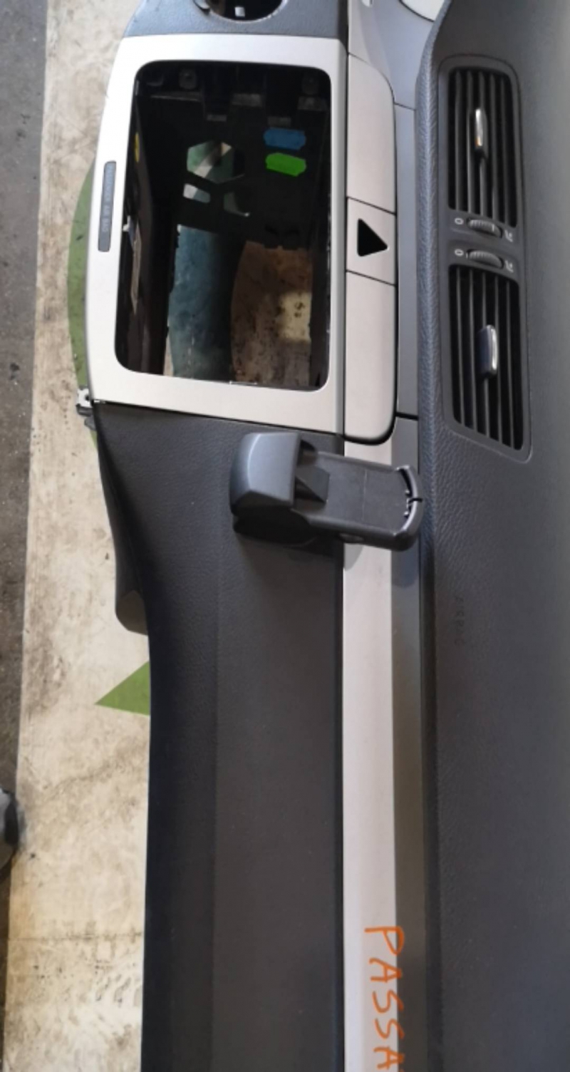 Tablier VOLKSWAGEN PASSAT Variant (3C5) | 05 - 11 Imagem-3