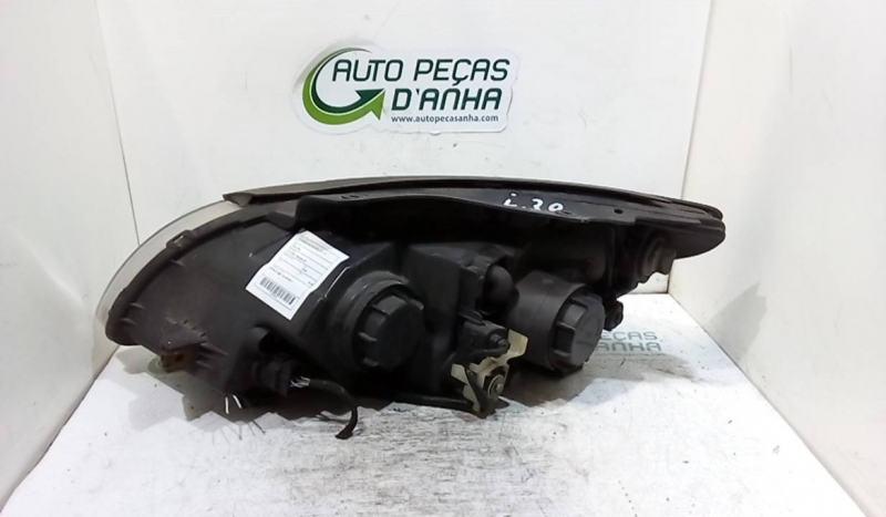 Ótica Dto HYUNDAI i30 Combi (FD) | 07 - 12 Imagem-1