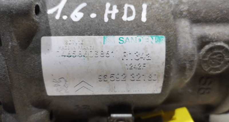 Compressor do Ar condicionado PEUGEOT PARTNER Caixa | 08 -  Imagem-1