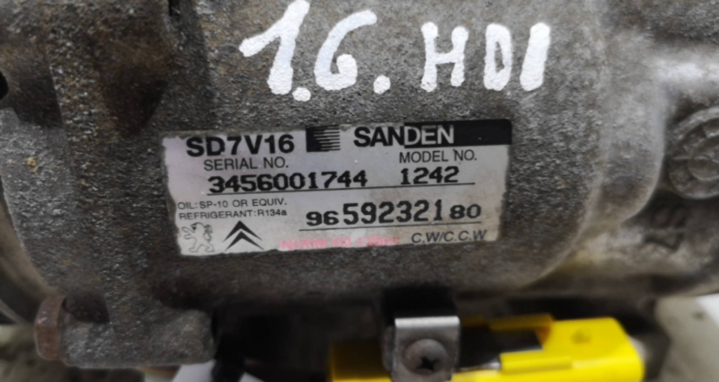 Compressor do Ar condicionado PEUGEOT PARTNER Caixa | 08 -  Imagem-1