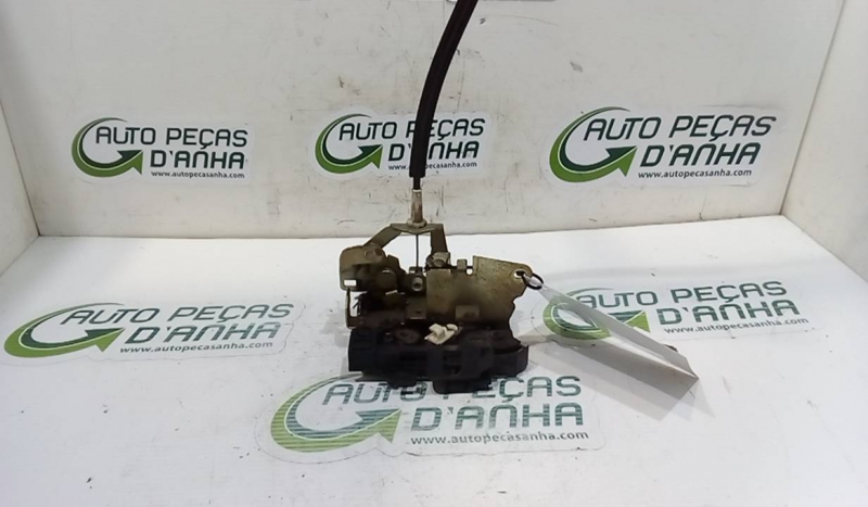 Fecho da Porta Frente Dto RENAULT - ID S_65928