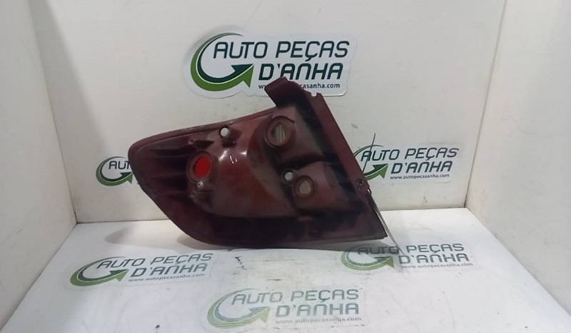 Farolim Stop Dto HYUNDAI GETZ (TB) | 01 - 11 Imagem-2